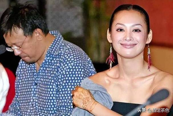 2025年新澳今晚资料大全和宁静一双袜子卖59元与宁静鞋子